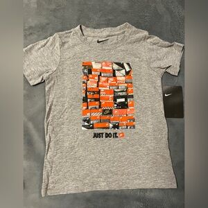 Nike Graphic T-Shirt Youth 7